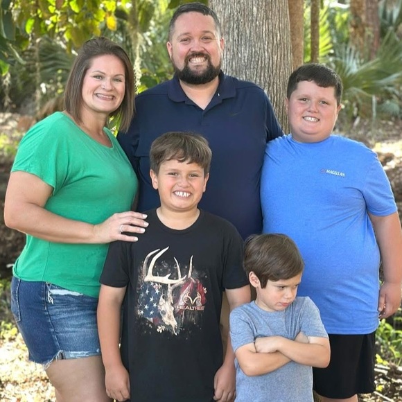 Meet your Posher, Lindsay - Picture 1 of 1